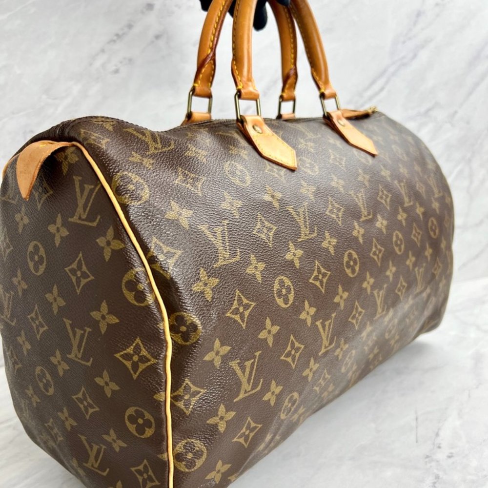 ❌❌❌ SOLD! ❌❌❌ Louis Vuitton Monogram Speedy 40 (December 1989)